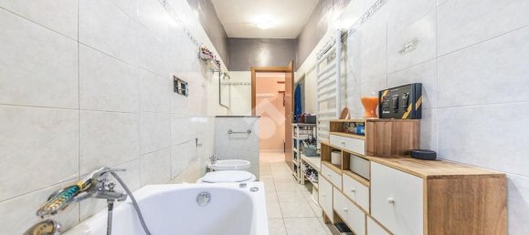3-Zimmer Wohnung in Rome, Italy, Nr. 128914 17