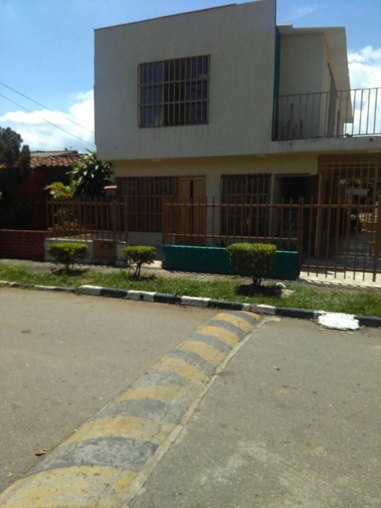 4 bedrooms House in Valle del Cauca, Colombia No. 4553