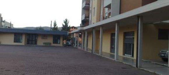 Gewerbliche Immobilie in Città di Castello, Italy 160m², Nr. 116275 2