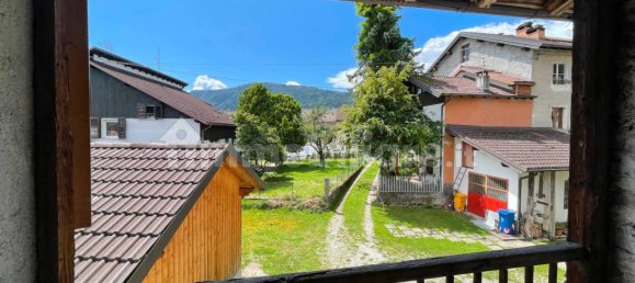 3 bedrooms House in Lamon, Italy No. 268141 18