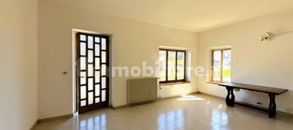 Вилла с 5 спальнями в Удине, Италия № 15808 4