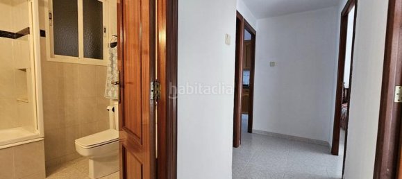 Apartamento de 3 dormitorios en València, Spain No. 31739 12