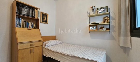 Apartamento de 3 dormitorios en València, Spain No. 31739 21