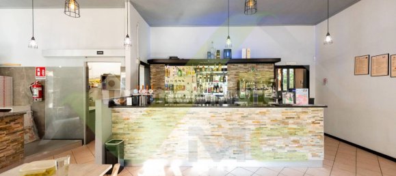 Propriété commerciale à Pozzuolo Martesana, Italy 263m² No. 111559 3