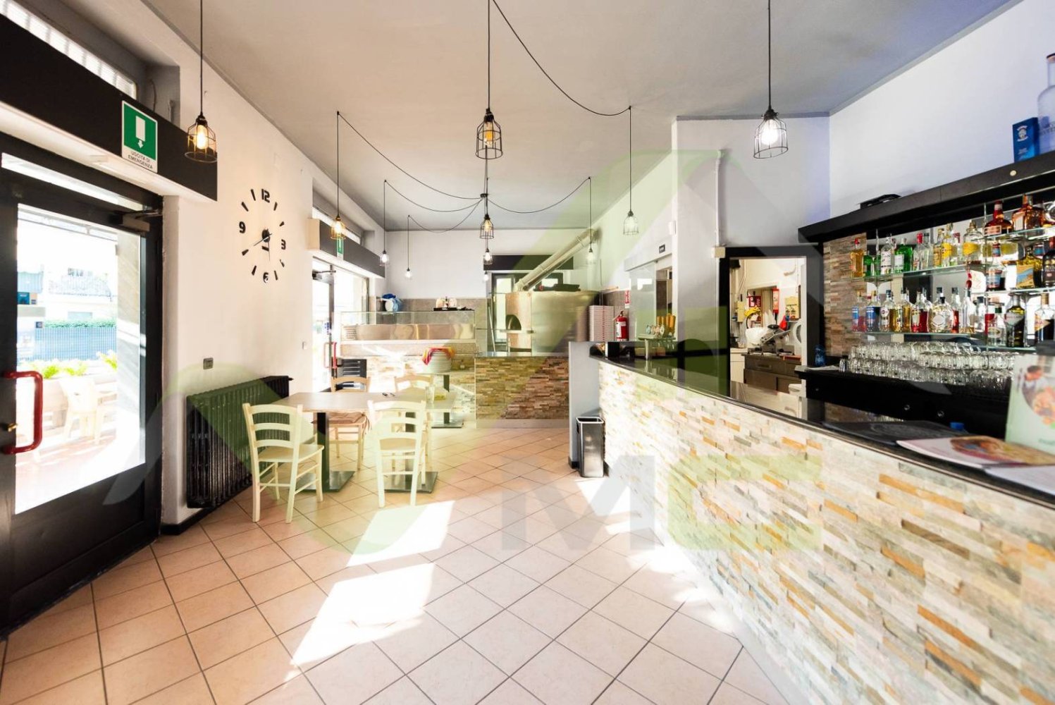 Propriété commerciale à Pozzuolo Martesana, Italy 263m² No. 111559