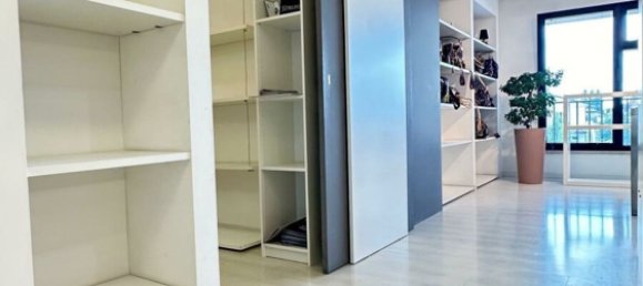 282m² Office in Noventa Padovana, Italy No. 331648 39