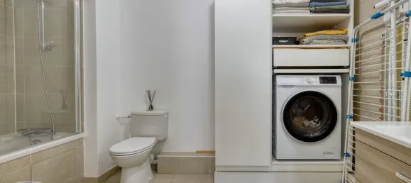 4 rooms Apartment in Asnieres-sur-Seine, France No. 279916 12