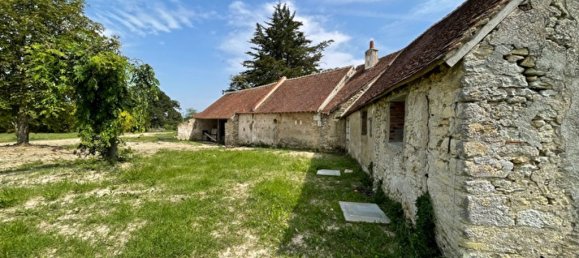 4 rooms House in Genille, France No. 83928 8