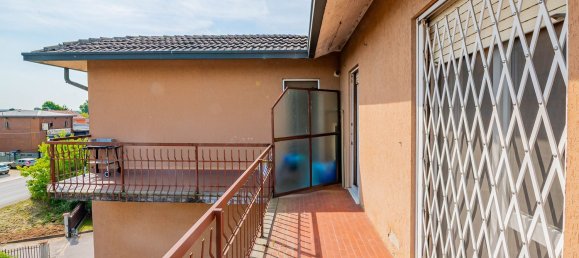 3غرفة شقة في Siziano, Italy رقم 279029 7