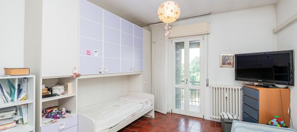 3غرفة شقة في Siziano, Italy رقم 279029 10