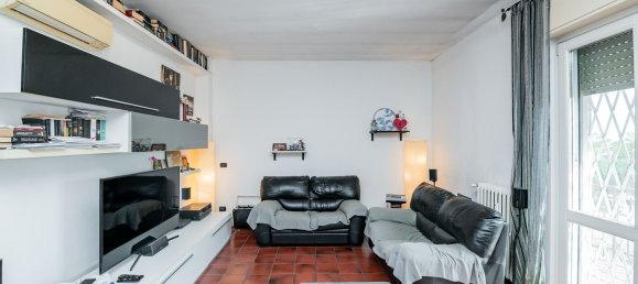 3غرفة شقة في Siziano, Italy رقم 279029 4