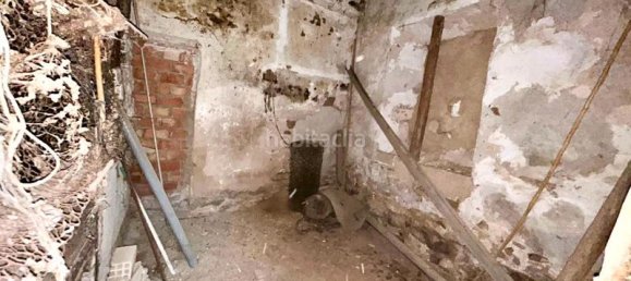 4 bedrooms House in Baeza, Spain No. 165929 11