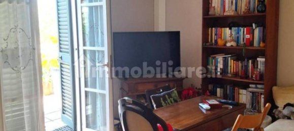 4 bedrooms Apartment in Porcari, Italy No. 82781 7