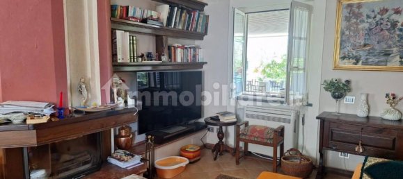 4 bedrooms Apartment in Porcari, Italy No. 82781 18