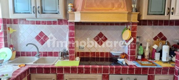 4 bedrooms Apartment in Porcari, Italy No. 82781 23