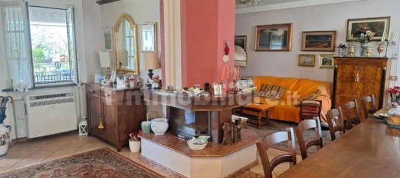 4 bedrooms Apartment in Porcari, Italy No. 82781 26