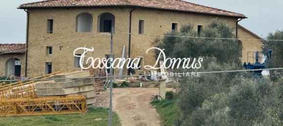 6 rooms Apartment in Siena, Italy No. 20732 3