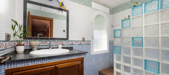 5 bedrooms Villa in Alhaurin de la Torre, Spain No. 134035 32