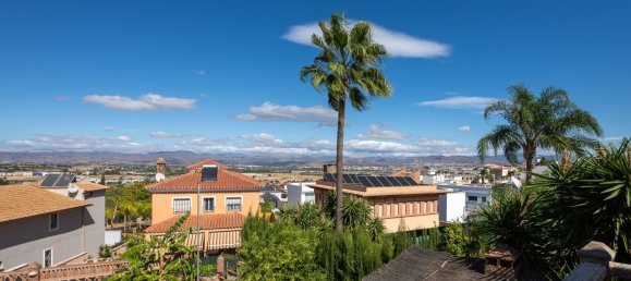 5 bedrooms Villa in Alhaurin de la Torre, Spain No. 134035 39