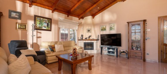 5 bedrooms Villa in Alhaurin de la Torre, Spain No. 134035 34