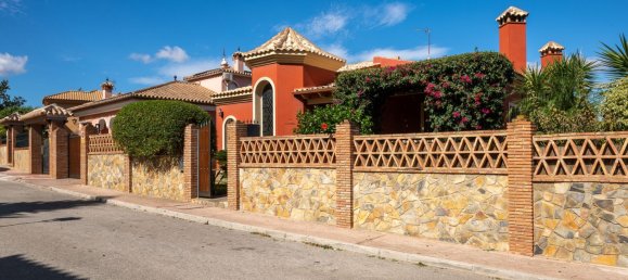 5 bedrooms Villa in Alhaurin de la Torre, Spain No. 134035 5