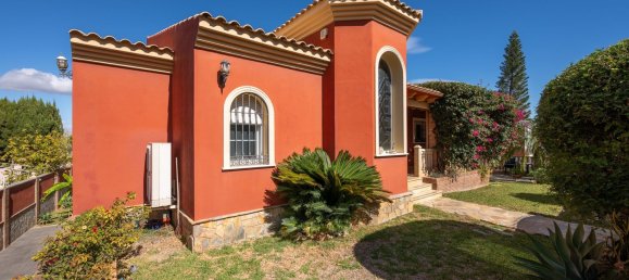 5 bedrooms Villa in Alhaurin de la Torre, Spain No. 134035 11