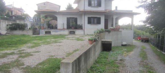 11-Zimmer Haus in Montefiascone, Italy, Nr. 215872 18