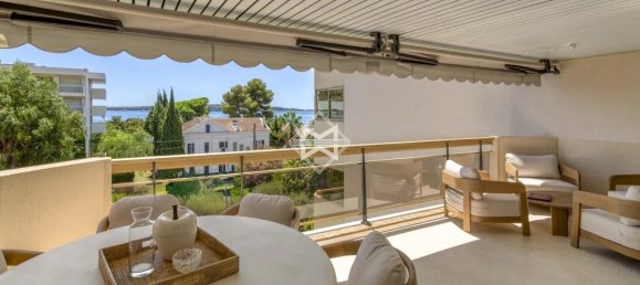 Apartamento de 4 habitaciónes en Cannes, France No. 289553 2