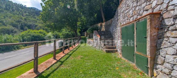 3 غرف نوم فيلا في Rialto, Italy رقم 271625 33