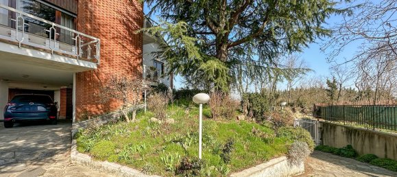 6 rooms Villa in Trofarello, Italy No. 116994 3