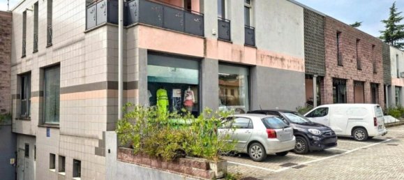 1913m² Building in Arzignano, Italy No. 364085 3