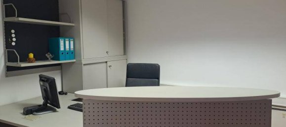 Oficina de 4 habitaciónes en Linz, Austria No. 246856 4