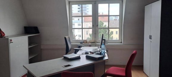 Oficina de 4 habitaciónes en Linz, Austria No. 246856 3