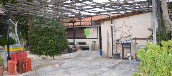 3 Schlafzimmer Gewerbliche Immobilie in Vari, Greece, Nr. 5883 3