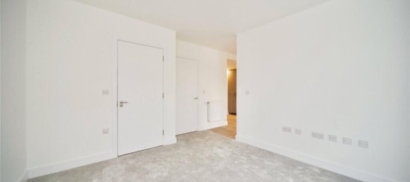 1 bedroom Apartment in The Hyde, United Kingdom No. 11676 6