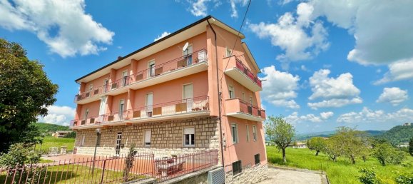 4 rooms Apartment in Campobasso, Italy No. 128311 16