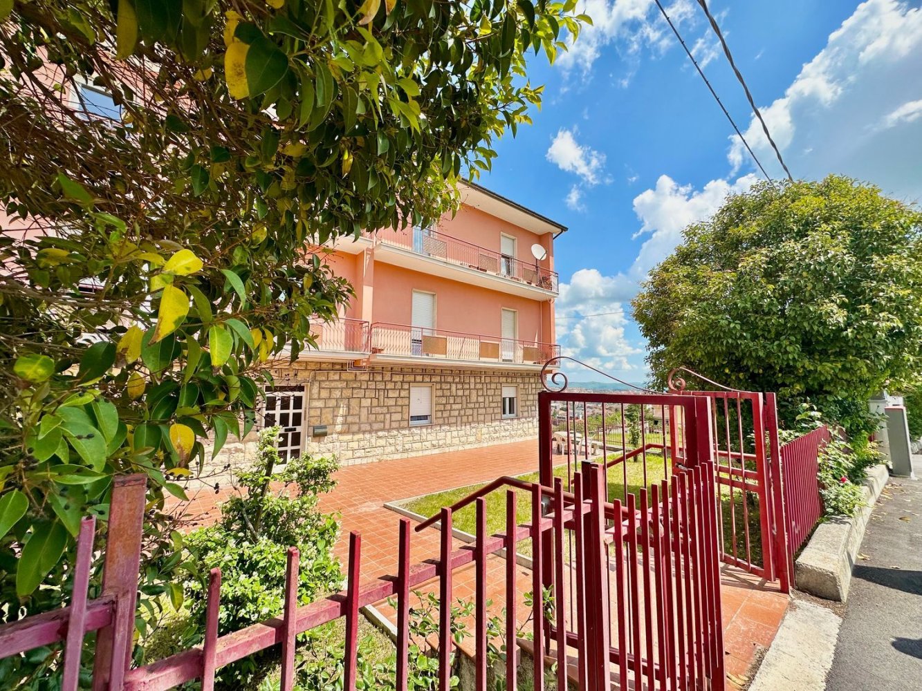 4 rooms Apartment in Campobasso, Italy No. 128311