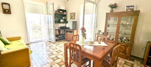 4 rooms Apartment in Campobasso, Italy No. 128311 3