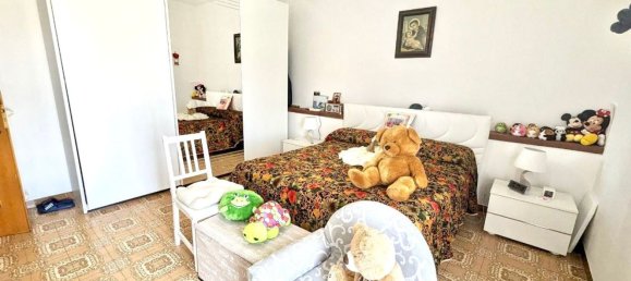 4 rooms Apartment in Campobasso, Italy No. 128311 8