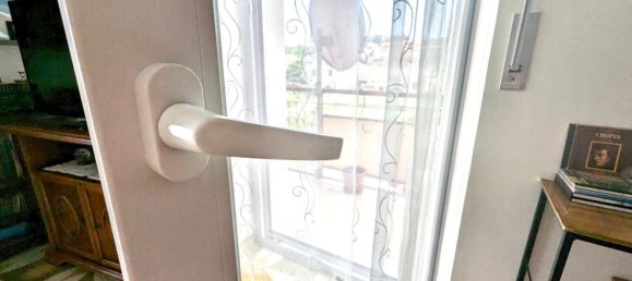 4 rooms Apartment in Campobasso, Italy No. 128311 10