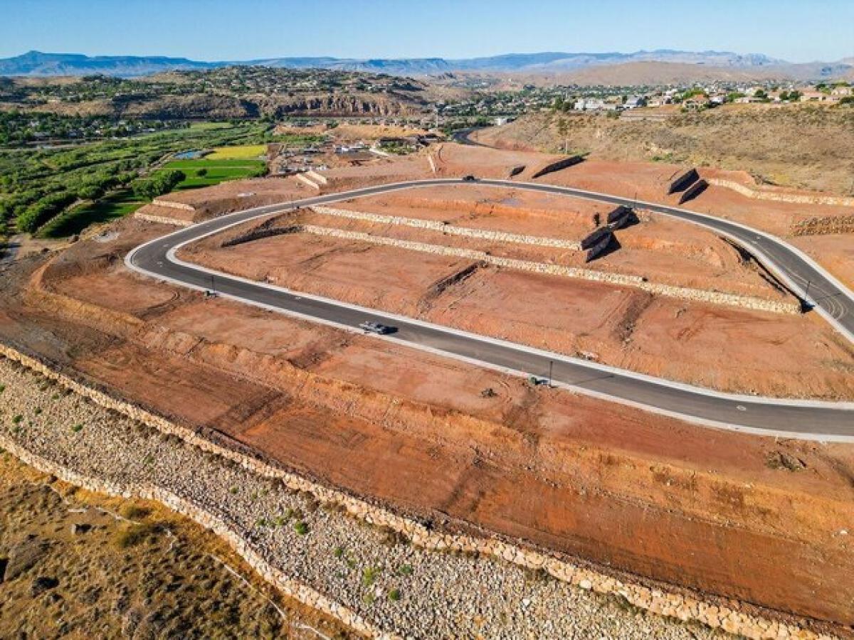  Land in Saint George, USA No. 501766