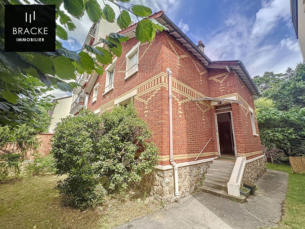 6 bedrooms House in Rosny-sous-Bois, France No. 172829