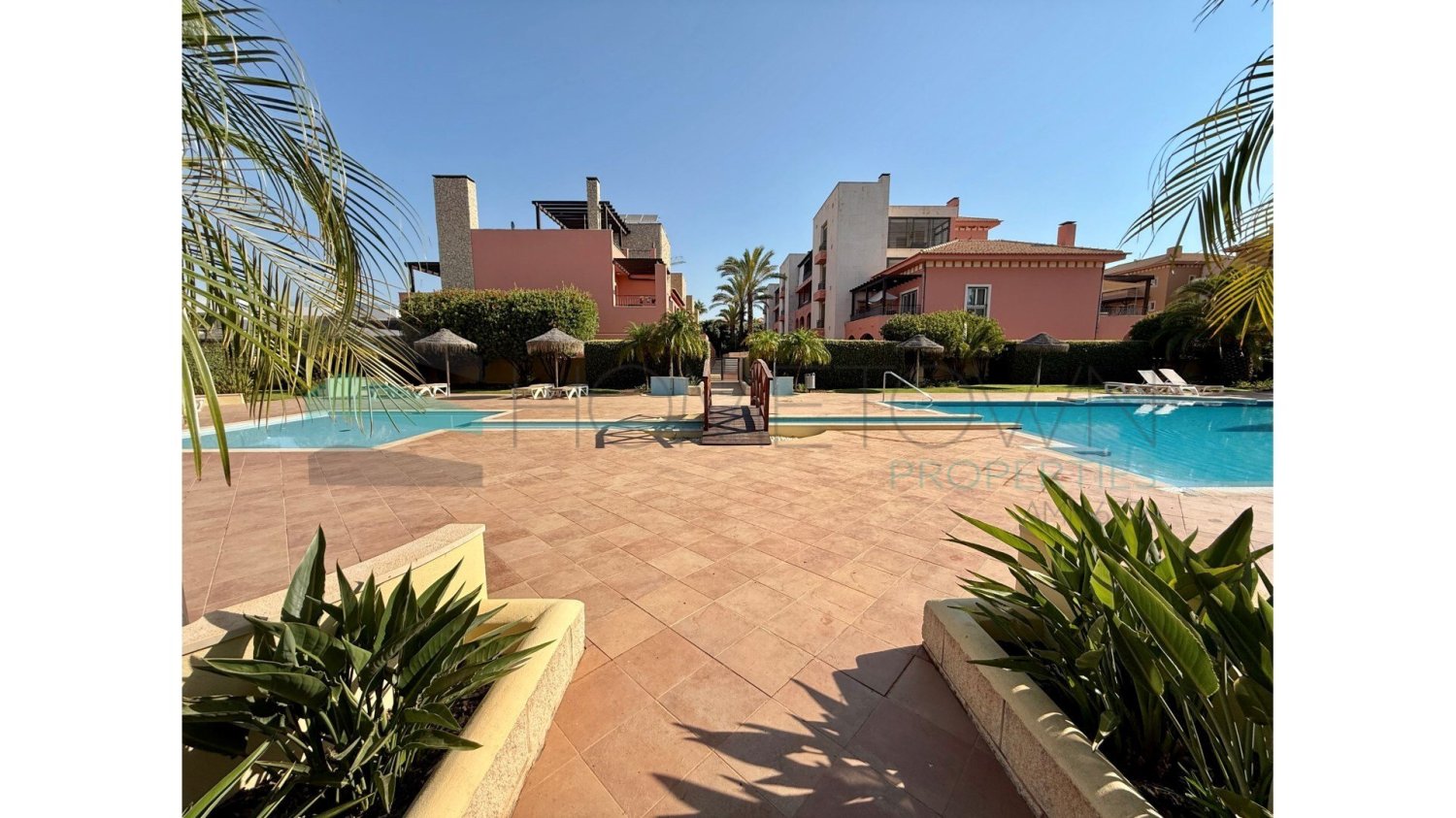 2 bedrooms Apartment in Faro, Portugal No. 237465