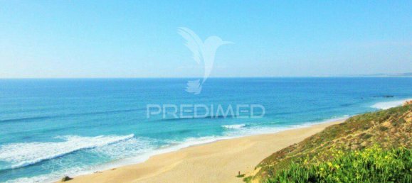 3 bedrooms House in Sesimbra, Portugal No. 26612 26