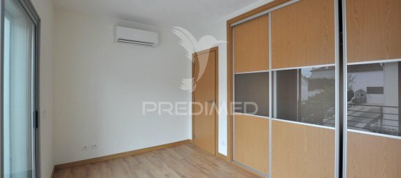 3 bedrooms House in Sesimbra, Portugal No. 26612 7