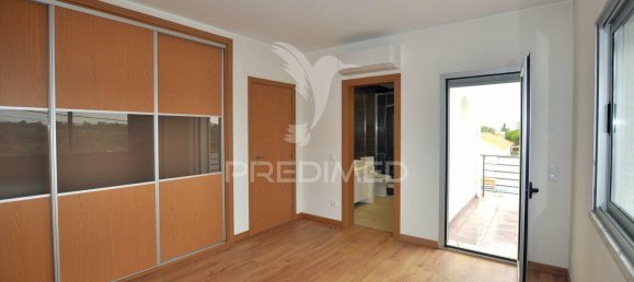 3 bedrooms House in Sesimbra, Portugal No. 26612 13