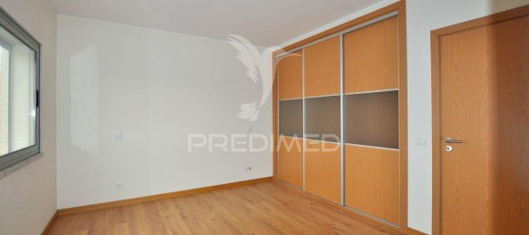 3 bedrooms House in Sesimbra, Portugal No. 26612 5