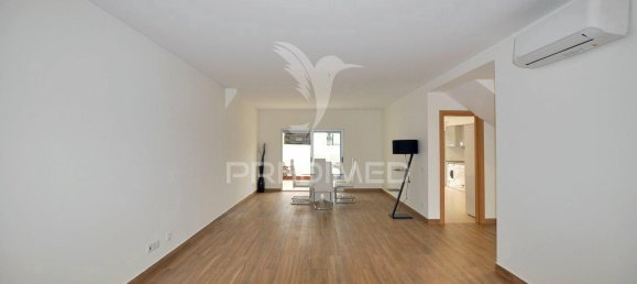 3 bedrooms House in Sesimbra, Portugal No. 26612 6