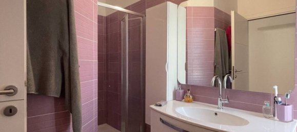 Casa de 4 divisões em Montesilvano, Italy N.º 293326 34