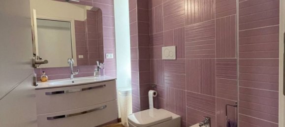 Casa de 4 divisões em Montesilvano, Italy N.º 293326 33